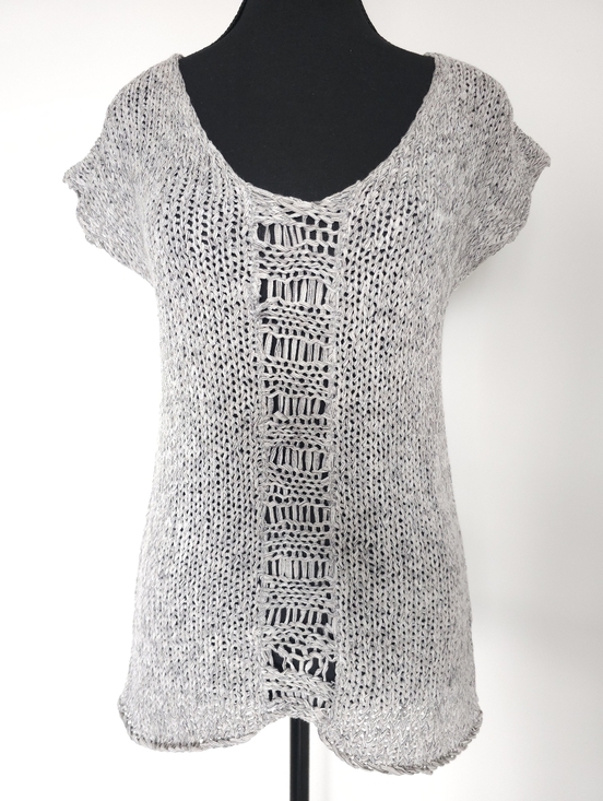 Dynamite Tops - Dynamite Knit Short Sleeve Sweater Top – Size XS – Grey Open Knit